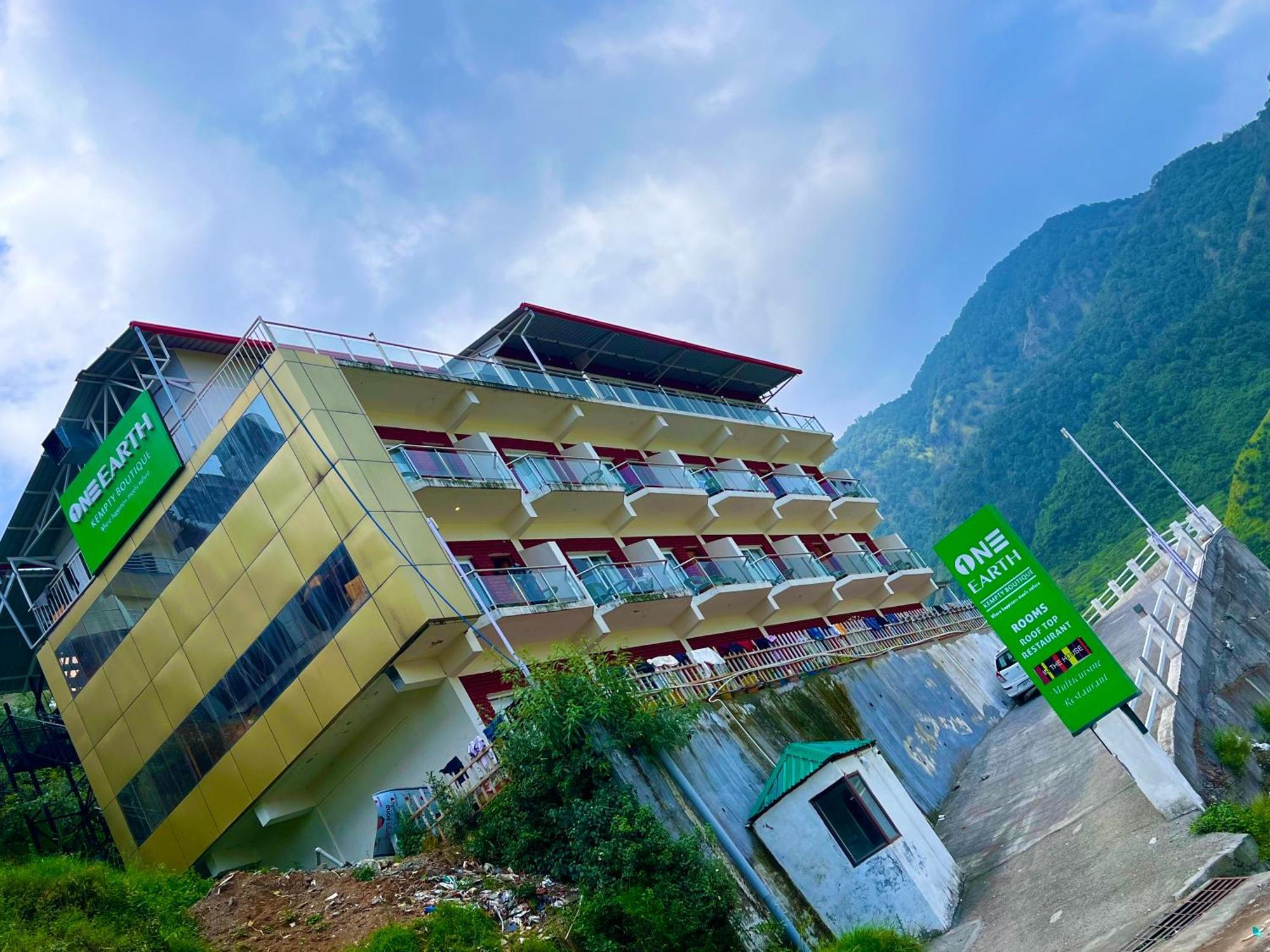 The Kempty Osasis - A Boutique Resort With Scenic Mountain View In Mussoorie Bagian luar foto